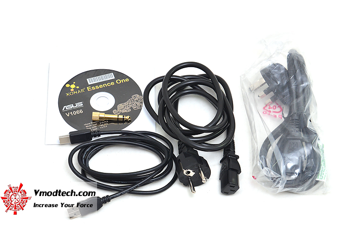 4 ASUS Essence One USB DAC and Headphone Amplifier MUSES Edition