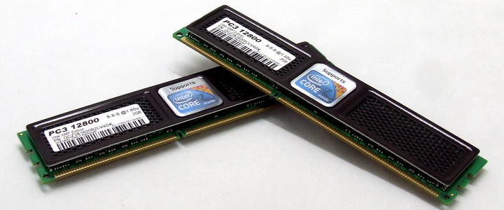default thumb OCZ DDR3 PC3-12800 Intel® XMP