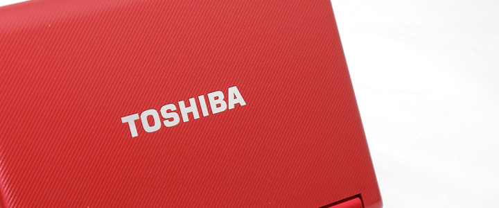 1273118829UNNAMED FILE13 Review : Toshiba NB305 Netbook 