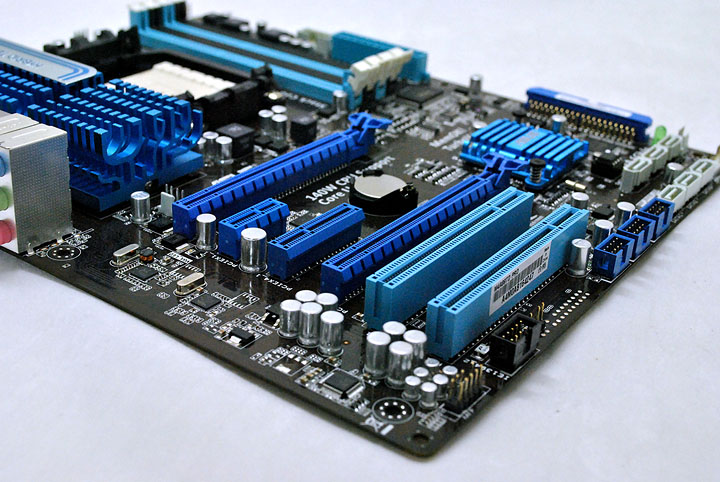 1311 1311 ASUS M4A89TD PRO Motherboard Review