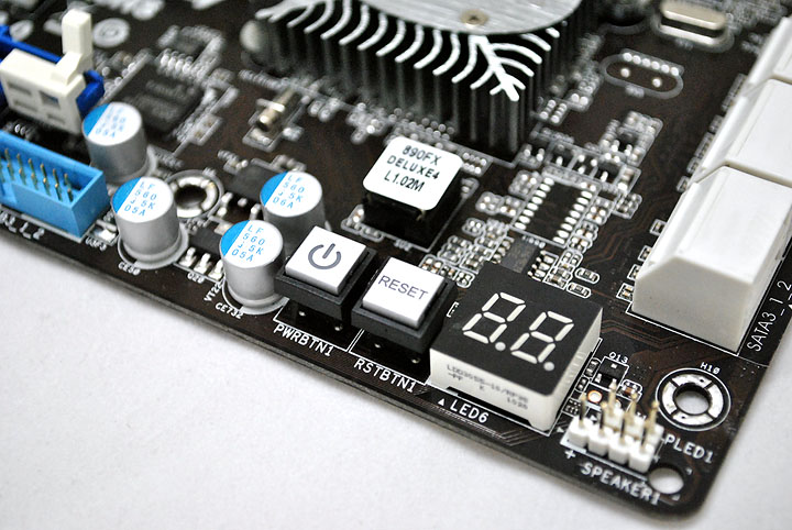 194 194 Asrock 890FX Deluxe4 Review