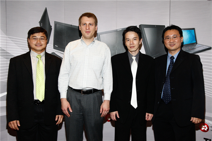 214 เลอโนโวฉลองครบรอบ 18 ปี ThinkPad ออก Innovation Campaign ทั่วอาเซียน