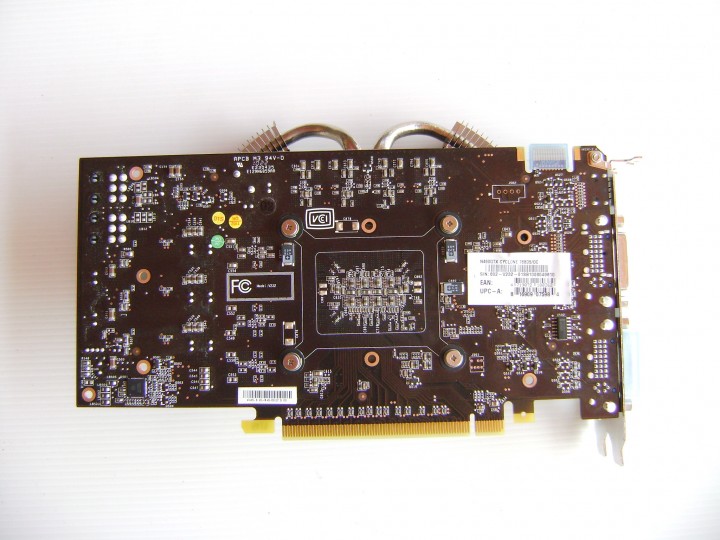 dsc04812 720x540 msi N460GTX Cyclone 768D5 OC EDITION