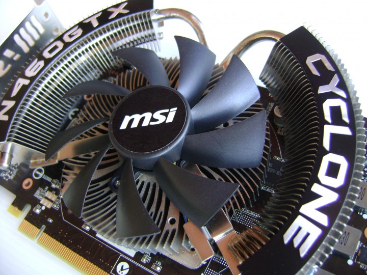 dsc04806 720x540 msi N460GTX Cyclone 768D5 OC EDITION