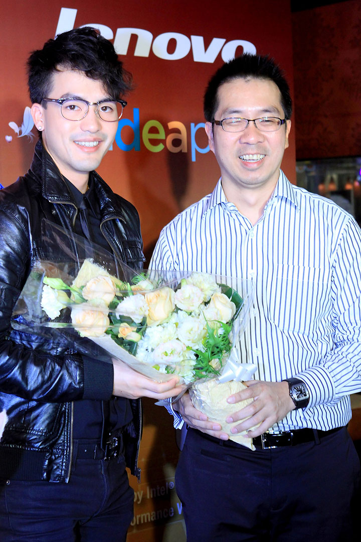 img_5816resize img 5816resize เลอโนโวเปิดตัวไอเดียแพดสุดหรูพร้อมเพิ่มความบันเทิงมากยิ่งขึ้นกับไอเดียแพด 2 รุ่น 2 สไตล์