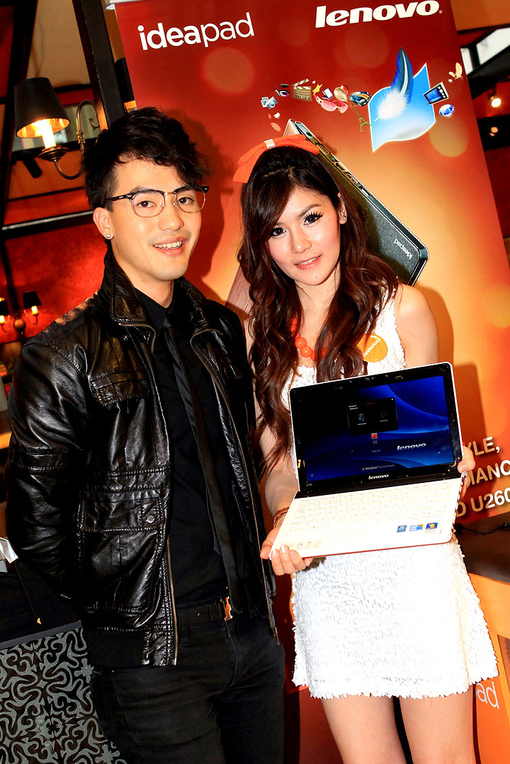img_5830resize img 5830resize เลอโนโวเปิดตัวไอเดียแพดสุดหรูพร้อมเพิ่มความบันเทิงมากยิ่งขึ้นกับไอเดียแพด 2 รุ่น 2 สไตล์