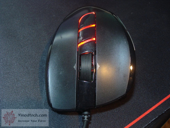 dsc09544 resize Gigabyte M6900 Optical Gaming Mouse