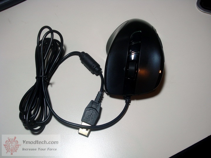 dsc09555 resize Gigabyte M6900 Optical Gaming Mouse