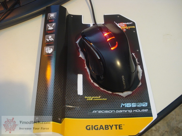 dsc09562 resize Gigabyte M6900 Optical Gaming Mouse