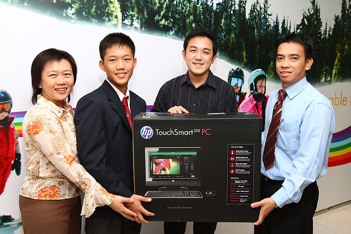 group-photo-all-winners group photo all winners เอชพี ประเทศไทยประกาศผลผู้ชนะรางวัลสุดยอดนักแอนิเมชั่นรุ่นเยาว์ จาก Toon Creator Awards