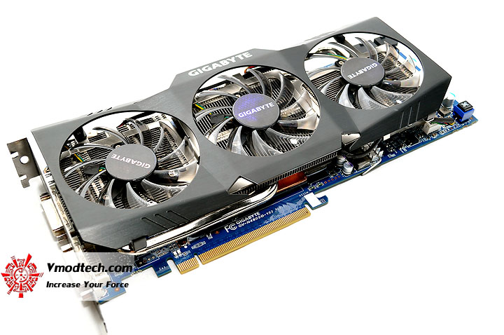 dsc 0016 Gigabyte GTX480 Super Overclock Edition