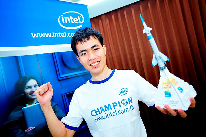 2 สรุปเทคโนโลยีและกิจกรรมอินเทลในปี 2553