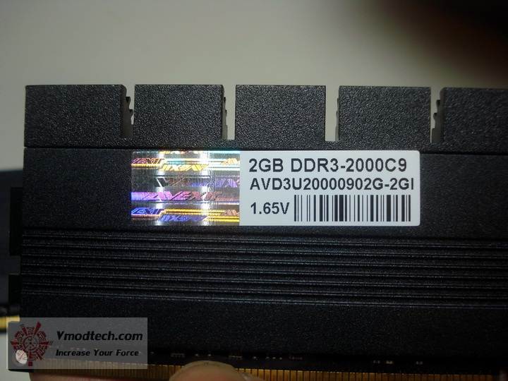 dsc09738 resize AVEXIR Blitz Gaming Series DDR3 2,000 MHz