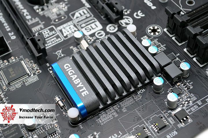 dsc 0267 GIGABYTE P67A UD4 Motherboard Review