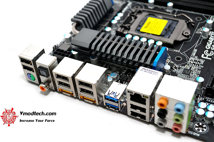 dsc 0269 GIGABYTE P67A UD4 Motherboard Review