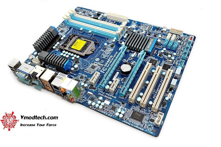 dsc 0012 GIGABYTE H67A UD3H Motherboard Review