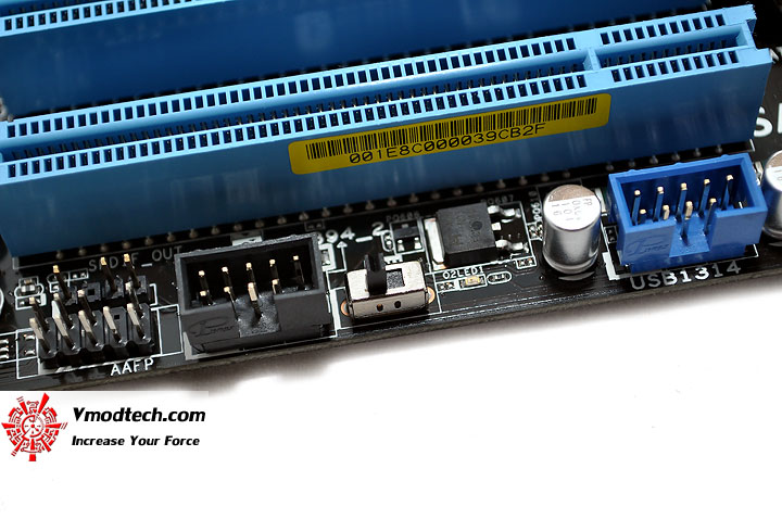 dsc 0428 ASUS P8P67 Motherboard Review