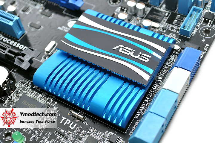 dsc 0423 ASUS P8P67 Motherboard Review