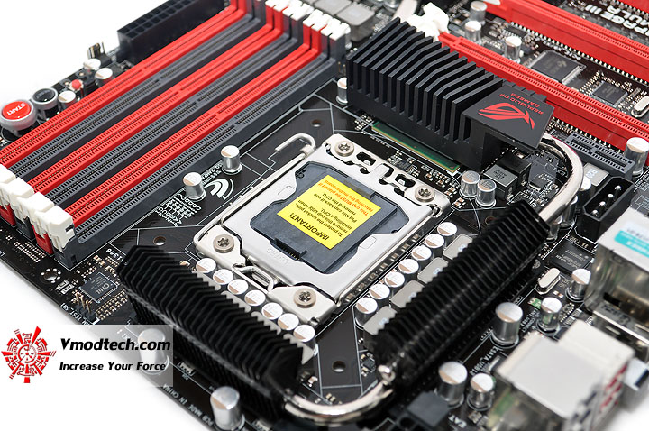 dsc 0010 ASUS RAMPAGE III FORMULA Motherboard Review