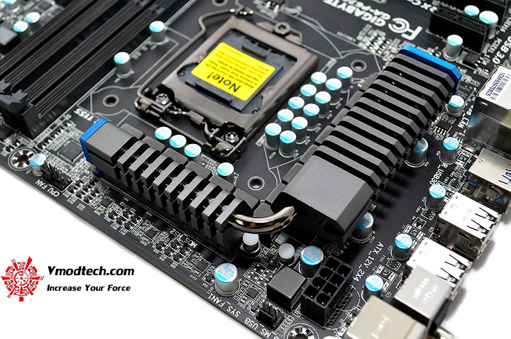 dsc 0008 GIGABYTE P67A UD3P Motherboard Review