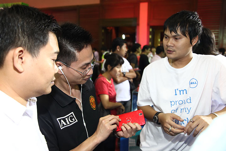 015 เดลล์ เปิดตัว “เดลล์ สตรีค” รุกตลาดมีเดียแท็บเล็ต ด้วยจุดขาย “มินิสุดคุ้ม”