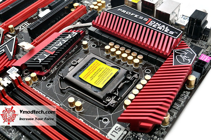 dsc 0010 ASRock Fatal1ty P67 Professional Motherboard Review