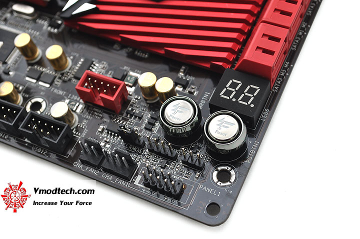 dsc 0017 ASRock Fatal1ty P67 Professional Motherboard Review