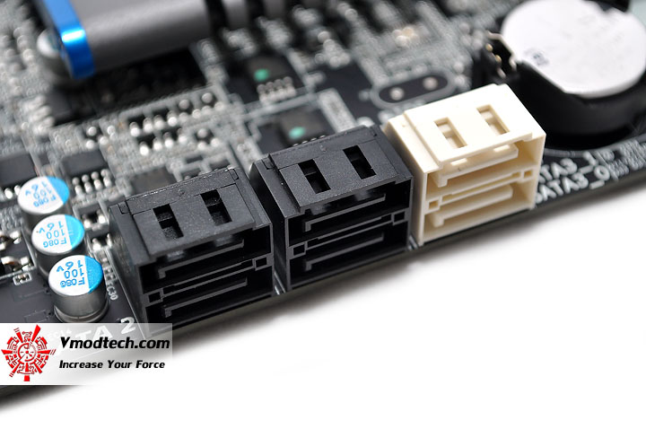 dsc_0015 dsc 0015 GIGABYTE P67A UD5 Motherboard Review