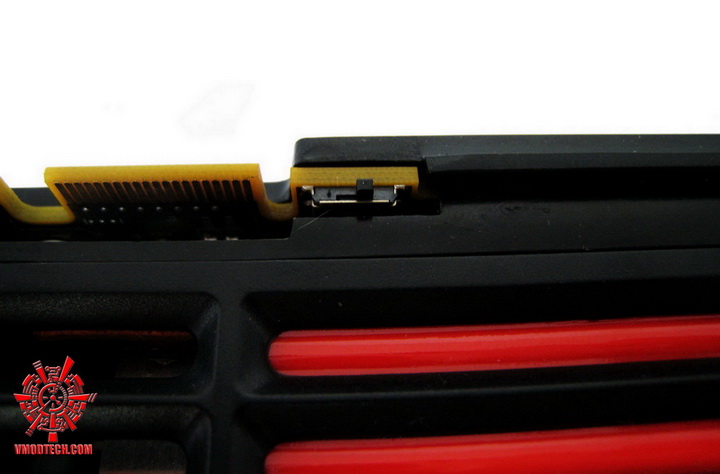 img 0058 ASUS Radeon HD6970 2GB DDR5 Review