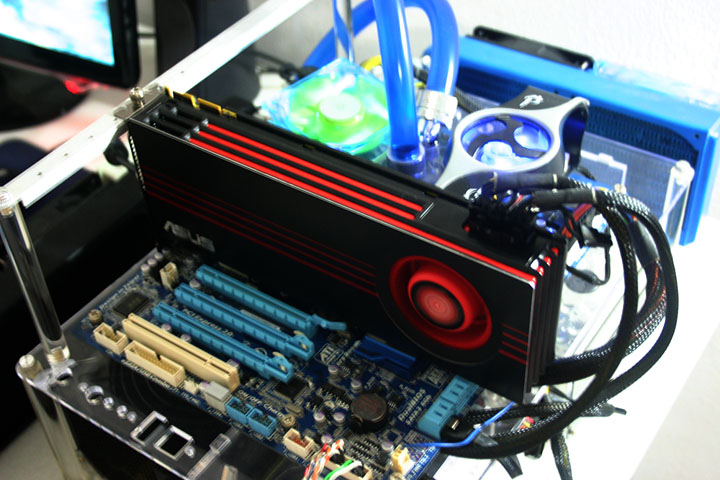 img 0201 ASUS Radeon HD6970 2GB DDR5 Review