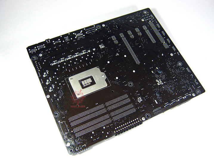 sabertooth 12 Asus SABERTOOTH P67 : Review