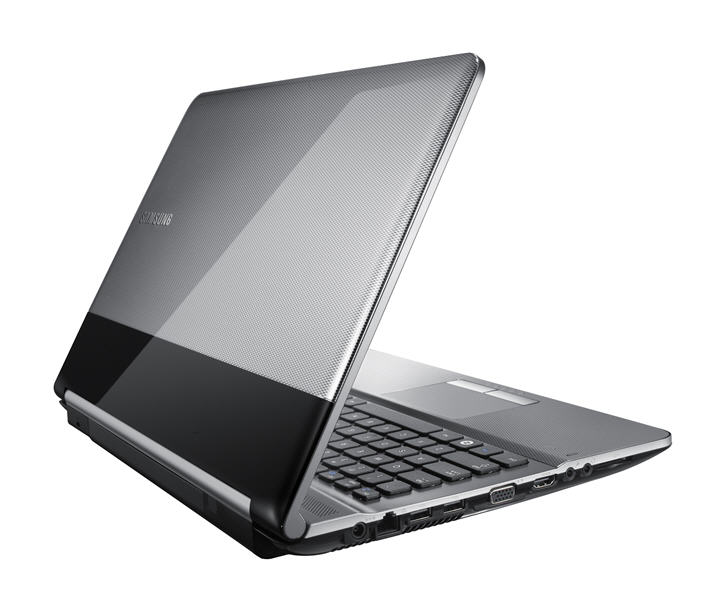 rc510 silver 15 ซัมซุง โน้ตบุ๊ค อาร์ซี ซีรีส์ โดดเด่นด้วยเทคโนโลยีหน้าจอล้ำหน้า ให้ภาพคมชัดสดใสทุกเฉดสี พร้อมสุดยอดดีไซน์ป้องกันรอยขีดข่วน