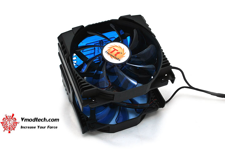 dsc 0108 Thermaltake Frio OCK : Heatpipe Roundup PartsII Review