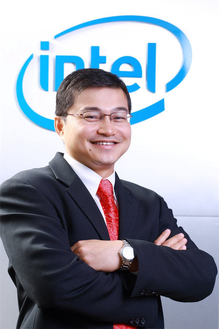 sontiya nujeenseng national sales manager intel microelectronics thailand ltd อินเทลพัฒนาโปรแกรมสำหรับสมาชิกตัวแทนจำหน่าย ปี ’54 มุ่งให้คู่ค้าประสบความสำเร็จท่ามกลางวงการไอทีมีการเปลี่ยนแปลงสูง