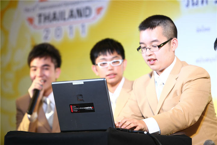 img_3267_ img 3267 เอชพีส่งเสริมความรู้ด้านเทคโนโลยีคอมพิวเตอร์ เพื่อสรรค์สร้างอัจฉริยภาพเยาวชนไทยสู่เวทีคนเก่งระดับสากล