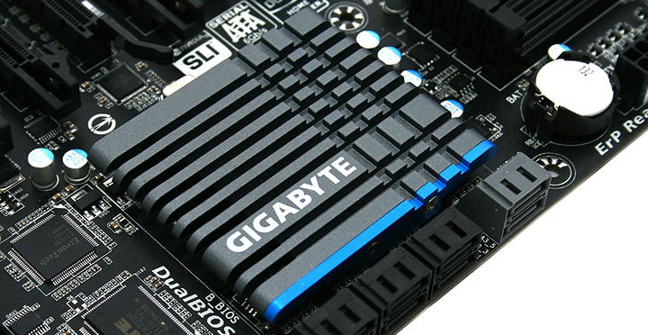  mg 5035aaaa Gigabyte 990FXA UD5 Review