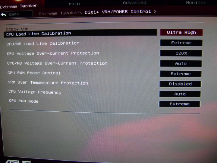dsc05341 720x540 Asus Crosshair V Formula Review