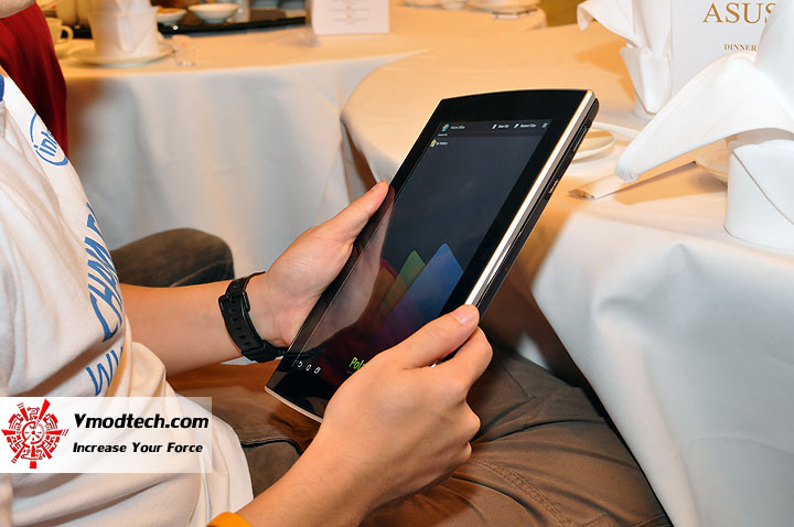 dsc_0121 dsc 0121 ASUS Eee Pad Slider SL101 Preview