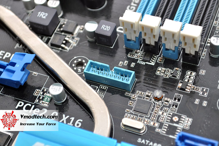 12 ASUS F1A75 V PRO Motherboard Review