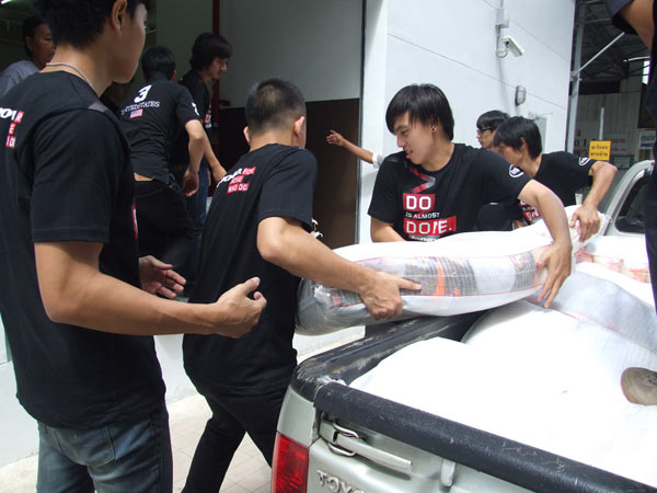 932215 932215 ลูกค้าเลอโนโว บริการตรวจเช็คเครื่องฟรี กู้ฮาร์ดิสไดร์ฟลด 50%