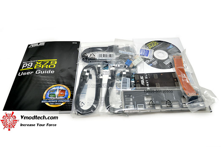 dsc 0044 ASUS P9X79 PRO Motherboard Review