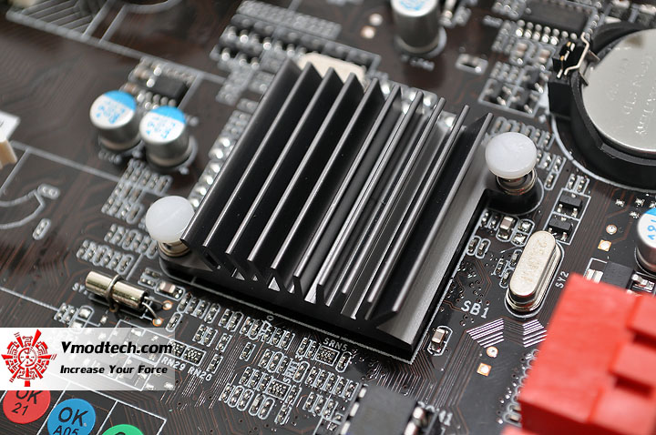 dsc 0028 BIOSTAR TA990FXE Extreme Edition Motherboard Review