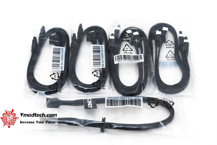 9 ASUS RAMPAGE IV EXTREME LGA 2011 Motherboard