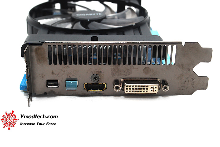 dsc 2723 GIGABYTE AMD Radeon HD7770 GHz Edition