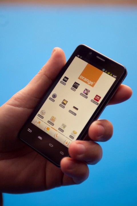 mwc2012_orange_smartphone_1