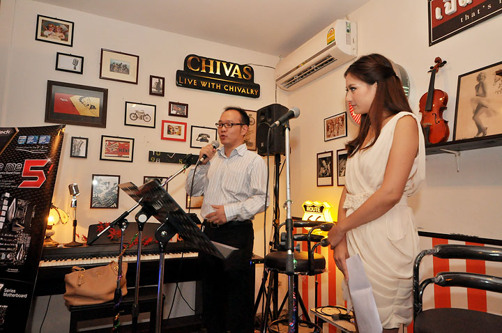 20 ASRock Thank You Party : 555 Chilly at Night