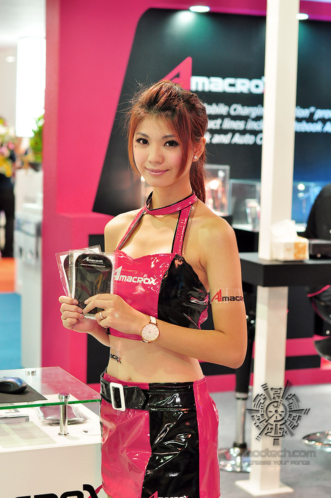 dsc 0839 Computex 2012 Show Girls