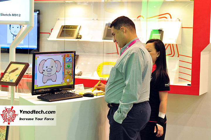 dsc 0043 Genius at COMPUTEX 2012