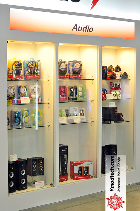 dsc 0059 Genius at COMPUTEX 2012