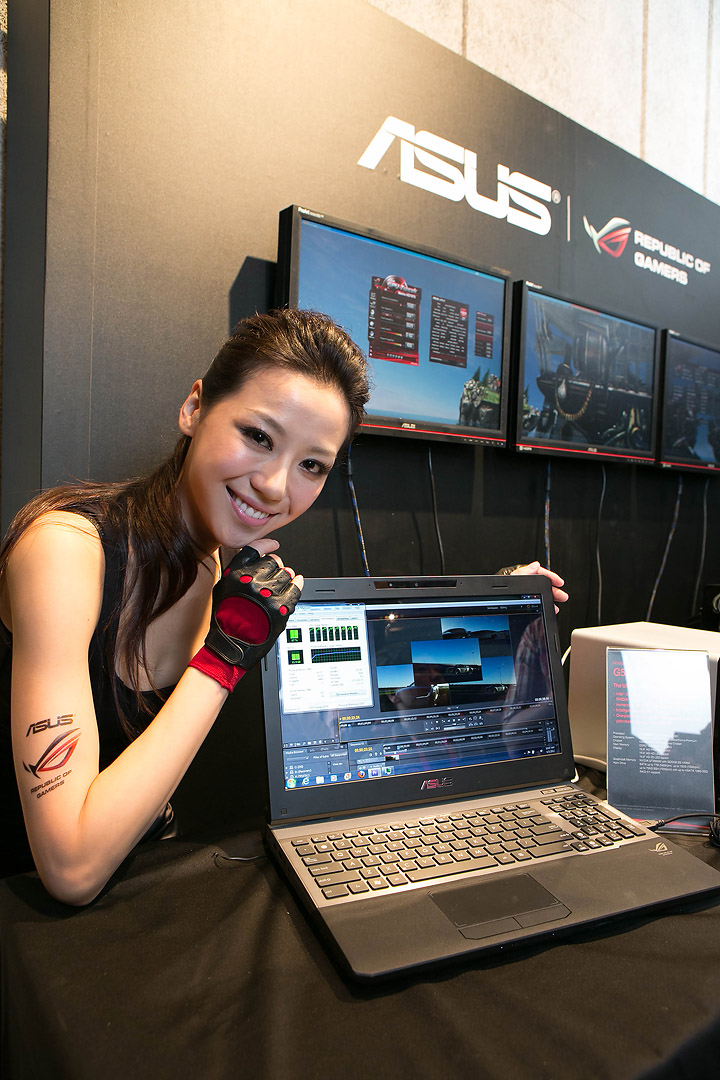 g55_with_thunderbolt